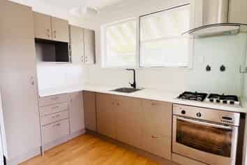 98 Deep Creek Road, Torbay
