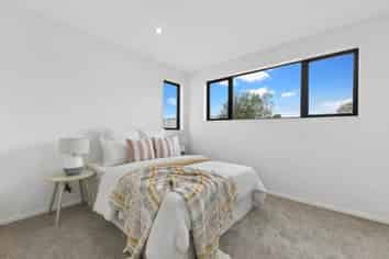 8D Brentford Place, Manurewa