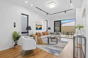 8D Brentford Place, Manurewa