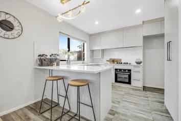103B Beaumonts Way, Manurewa
