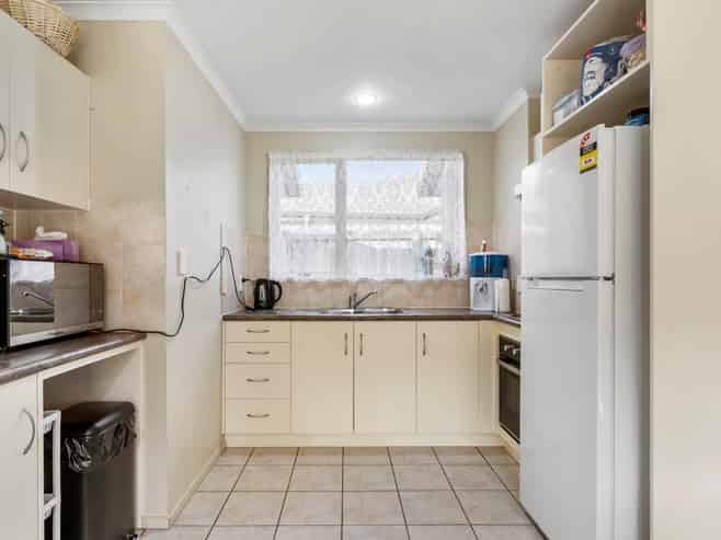 61 Aspiring Avenue, Flat Bush