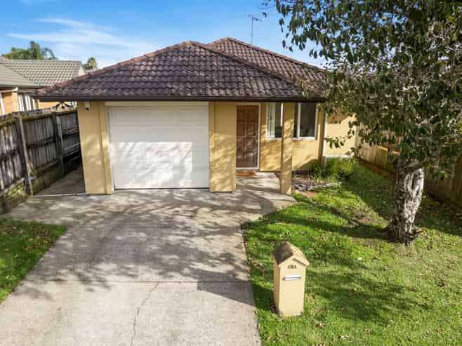 61 Aspiring Avenue, Flat Bush