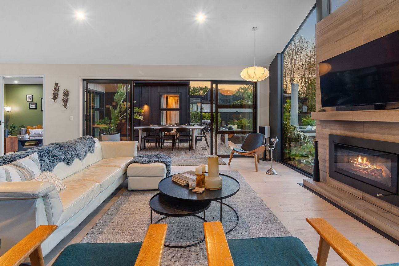 A Standout Home in a Sought-After Setting - Bild 6