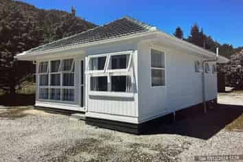 a/2 Dunn Street, Reefton