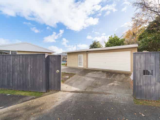6 Wincanton Place, Awapuni