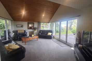 102 Plummer Road, Whakamarama