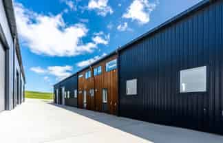 Versatile Unit for Workshop/Storage