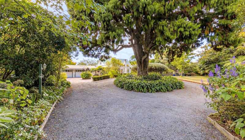 121 Amohia Street, Paraparaumu
