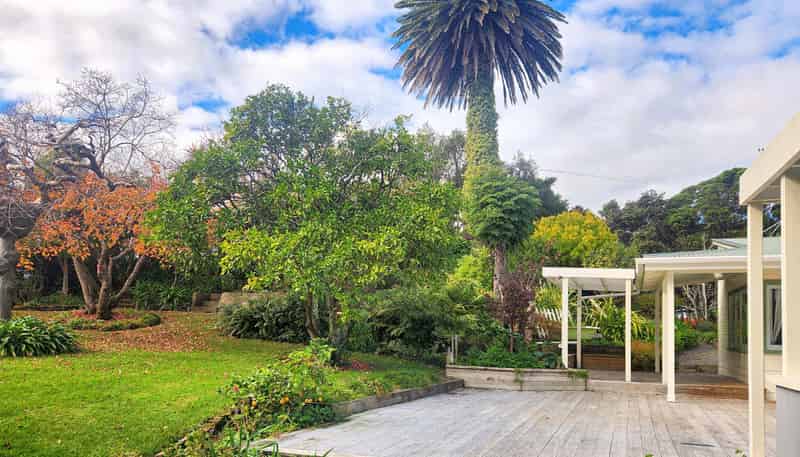 121 Amohia Street, Paraparaumu