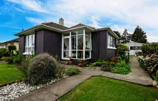 84 Adamson Crescent, Glengarry