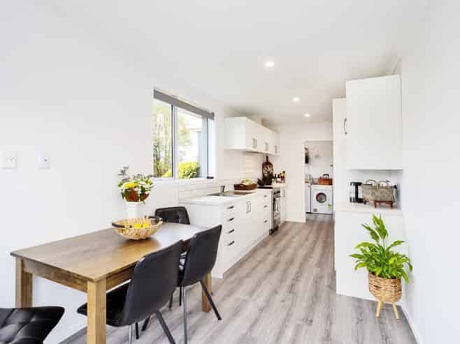 84 Adamson Crescent, Glengarry