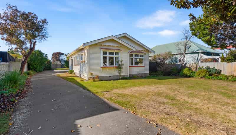 20 Celia Street, Redcliffs