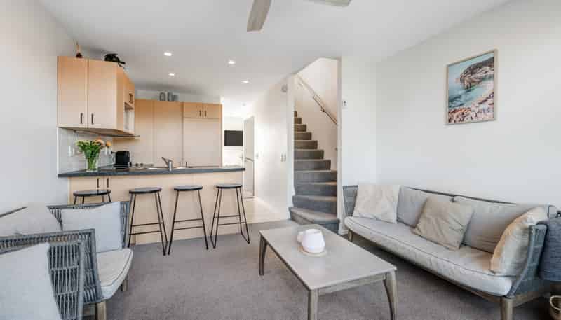 24/3 Riverside Road, Orewa