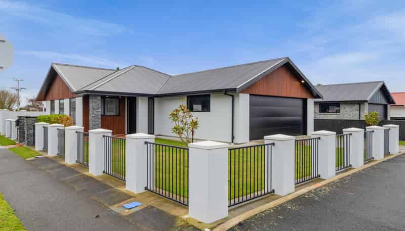 100 Argyle Street, Hawera