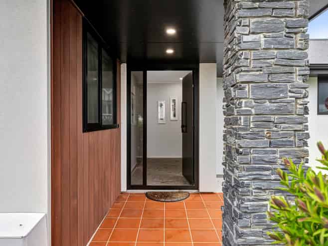 100 Argyle Street, Hawera