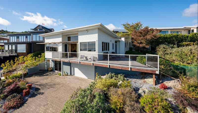 4 Zeehaen Place, Britannia Heights