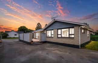 9 Simon Place, Woodend