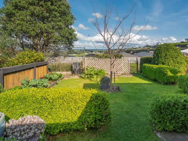 14/4 Greystone Place, Omokoroa