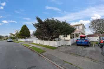 25-31 Lithgow Place East, Glengarry