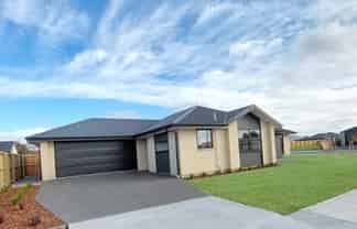 35 Chambers Avenue , Ravenswood