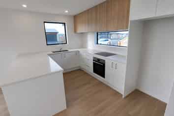 35 Chambers Avenue , Ravenswood