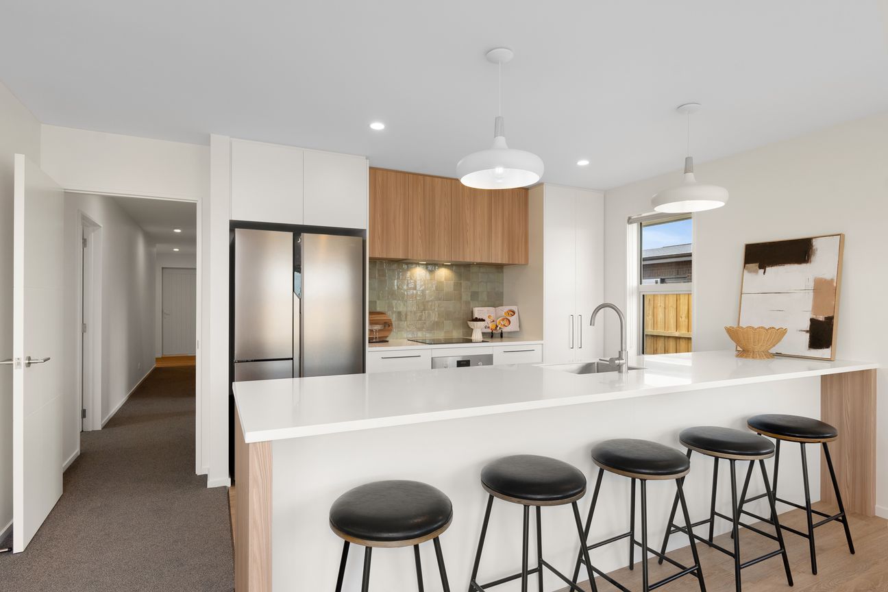 October Completion | UNDER CONTRACT - Ansicht 2