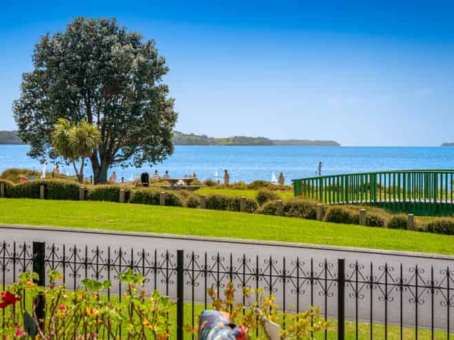 27 Schooner Avenue, Snells Beach