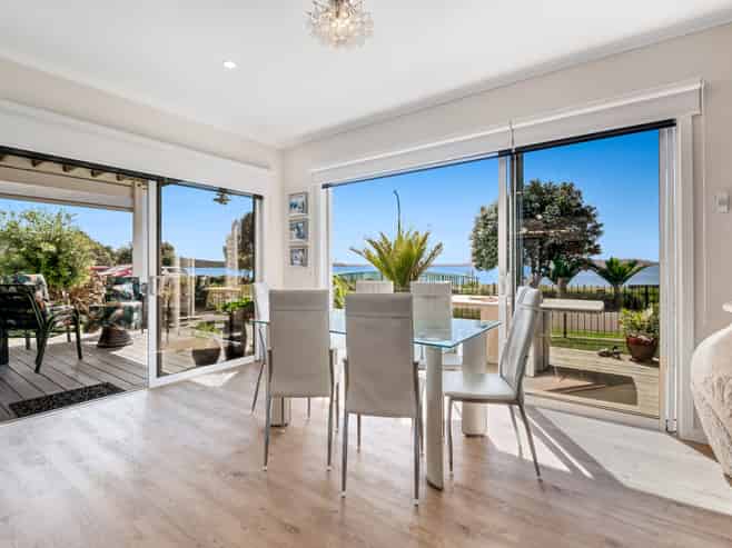27 Schooner Avenue, Snells Beach