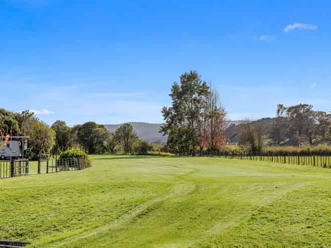 11 Guy Road, Kaipara Flats