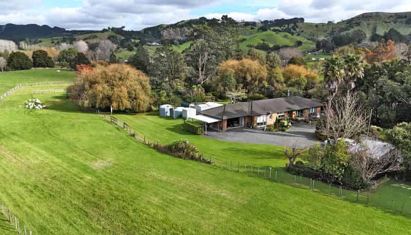 11 Guy Road, Kaipara Flats