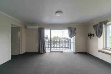 4/2 Ruakiwi Road, Hamilton Central