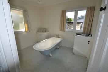 25 West Street, Taumarunui