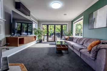38 Main North Road, Woodend