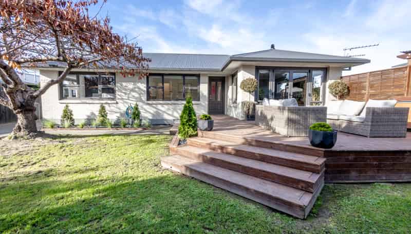 38 Main North Road, Woodend