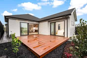 63 Huanui Drive, Orewa