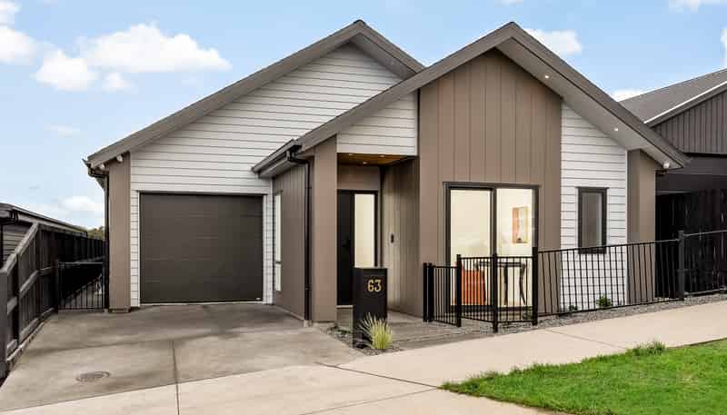 63 Huanui Drive, Orewa