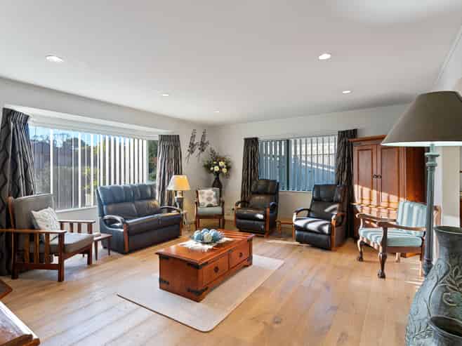 66 Weggery Drive, Waikanae Beach