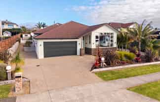7 Liberty Crescent, Beachlands