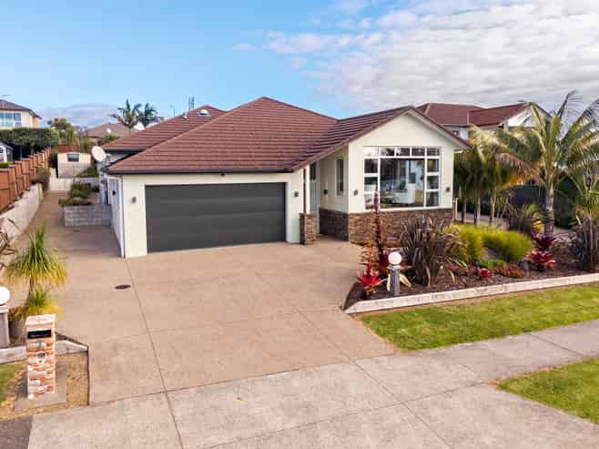 7 Liberty Crescent, Beachlands