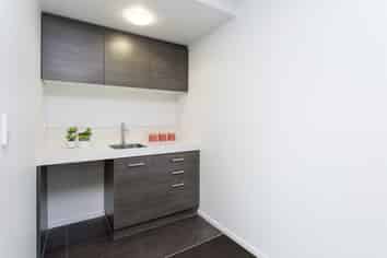 Large 200sqm Office | CBD Fringe