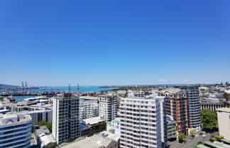 2011/10 Waterloo Quadrant, Auckland Central