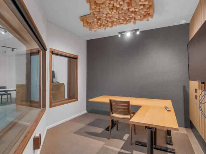 Unique CBD Office Opportunity