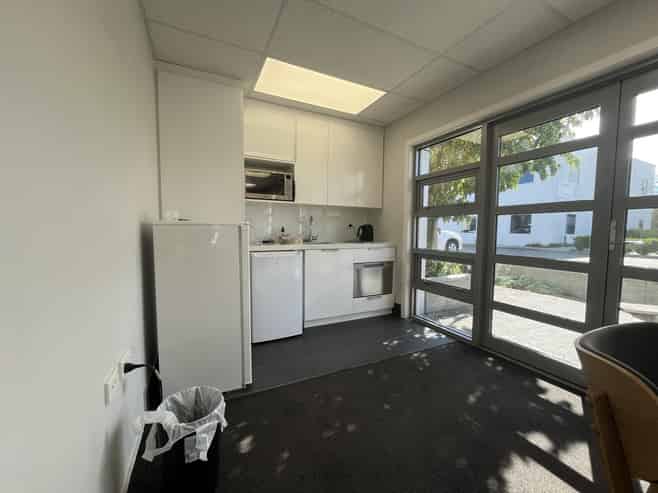 Multi-Story Burnside Office 