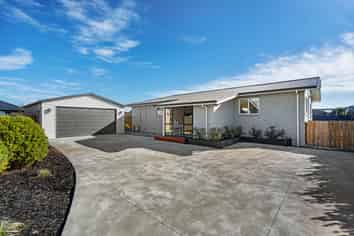 11 Full Moon Lane, Rolleston