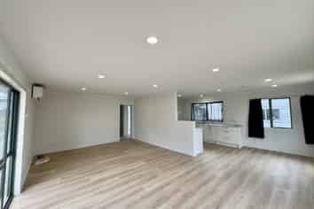 47 Flat Bush Road, Clover Park