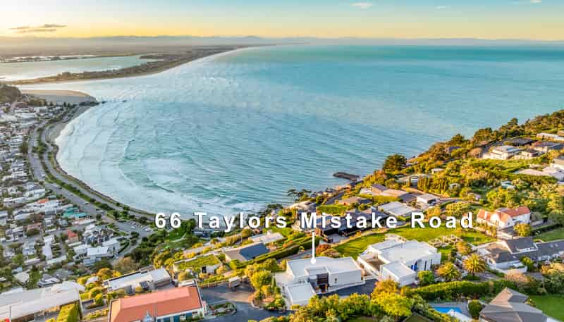 66 Taylors Mistake Road, Scarborough