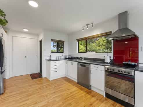 177 Koru Road, Omata