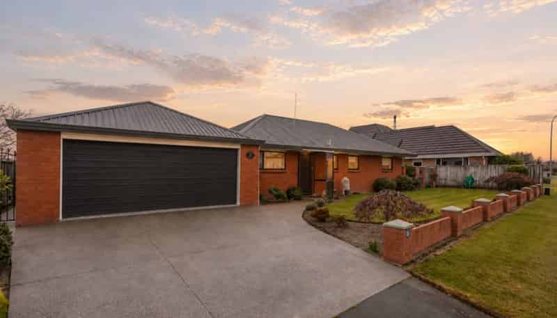 38 Fairweather Crescent, Kaiapoi