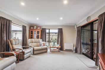 38 Fairweather Crescent, Kaiapoi