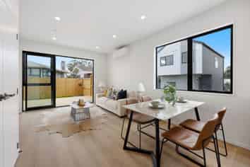 3/3 McLean Avenue, Papatoetoe